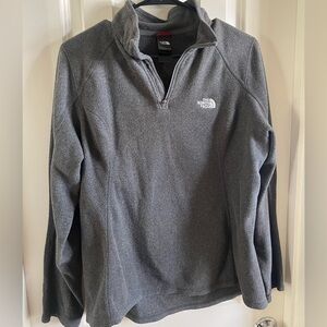 The North Face Women’s Gray Fleece Pullover